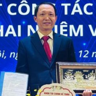 PGS. TS. Nguyễn Văn Hậu